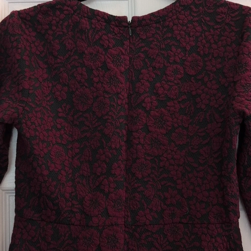 Loft Size 2 Petite Maroon & Black Floral Dress - Picture 10 of 11